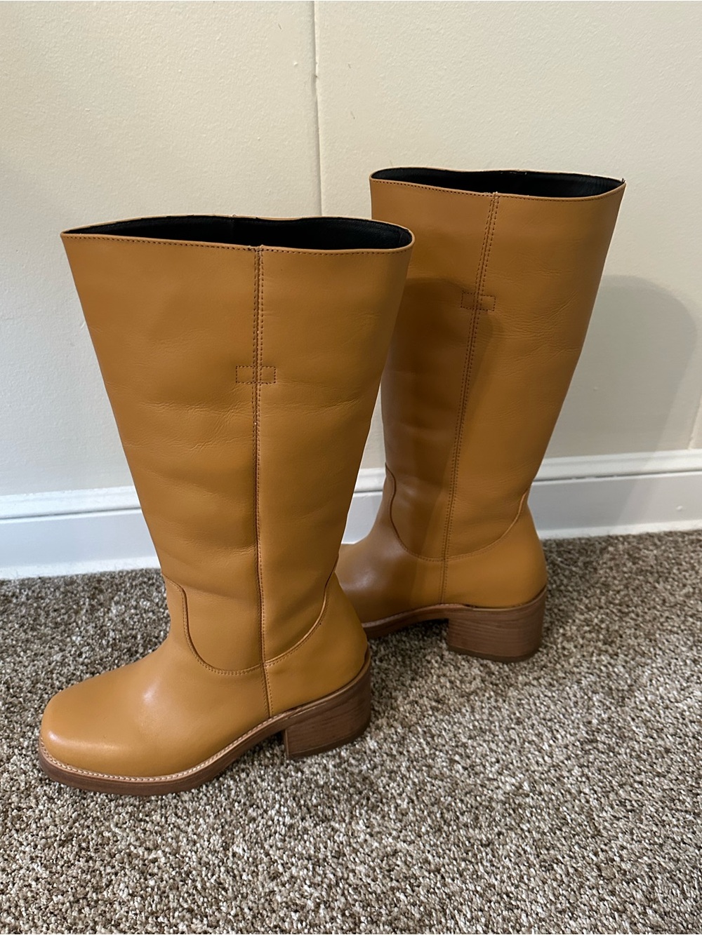 dingo Vagabond Leather Knee Boot in Tan - Picture 9 of 11